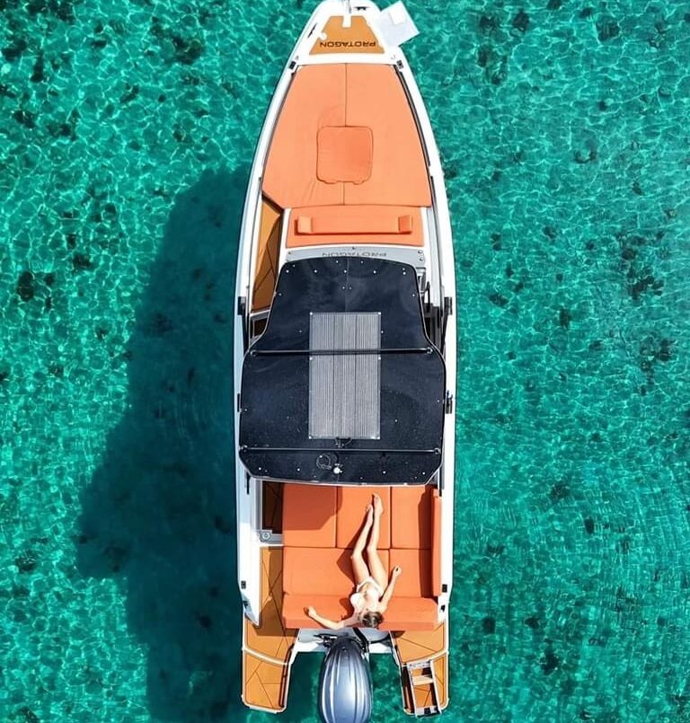 Protagon 25 Sundeck mit Kabine, Sonderausstattung + Yamaha 200 PS Protagon 25 Sundeck mit Kabine, Sonderausstattung + Yamaha 200 PS