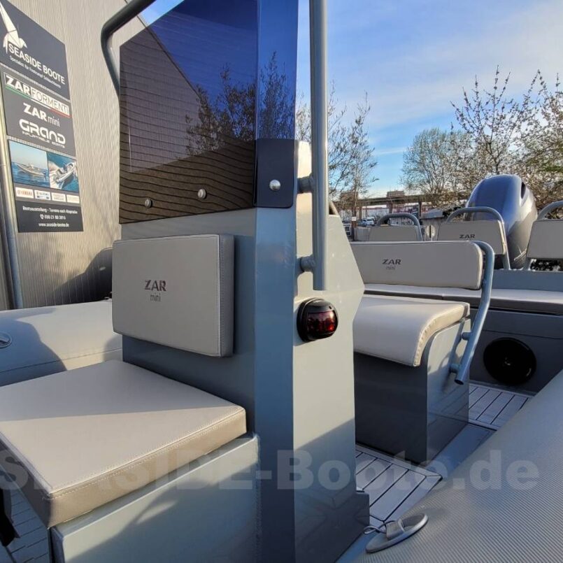 ZAR Mini LUX18 RIB Greyline, Sonderausstattung + Yamaha 100PS, Länge 5,50m ZAR Mini LUX18 RIB Greyline, Sonderausstattung + Yamaha 100PS, Länge 5,50m