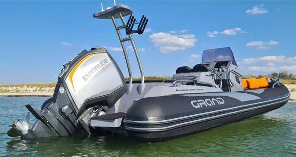 VOHRFÜHRBOOT: GRAND G750HGL + Sonderausstattung + Evinrude E250 H.O. VOHRFÜHRBOOT: GRAND G750HGL + Sonderausstattung + Evinrude E250 H.O.