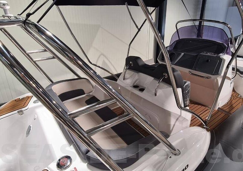 GRAND G580 LF Golden Line mit Sonderaustattung + Yamaha 150PS GRAND G580 LF Golden Line mit Sonderaustattung + Yamaha 150PS