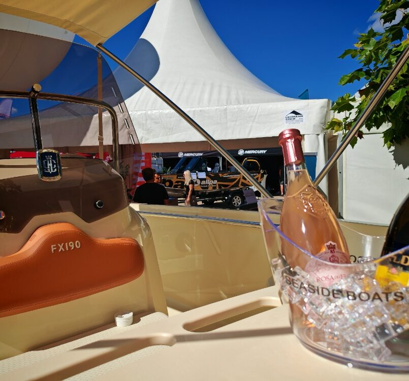 INVICTUS Capoforte FX190 mit Sonderausstattung und Yamaha 115 PS ++ TOP ANGEBOT ++ INVICTUS Capoforte FX190 mit Sonderausstattung und Yamaha 115 PS ++ TOP ANGEBOT ++