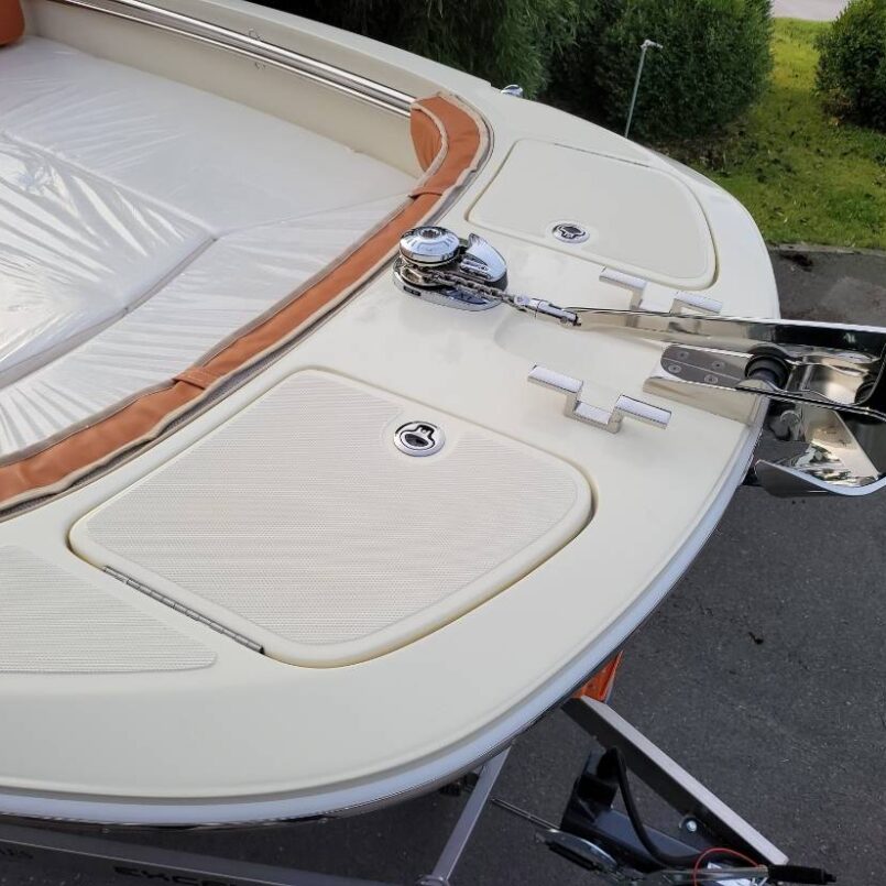 INVICTUS SX200 mit Sonderausstattung und Yamaha 150 PS INVICTUS SX200 mit Sonderausstattung und Yamaha 150 PS