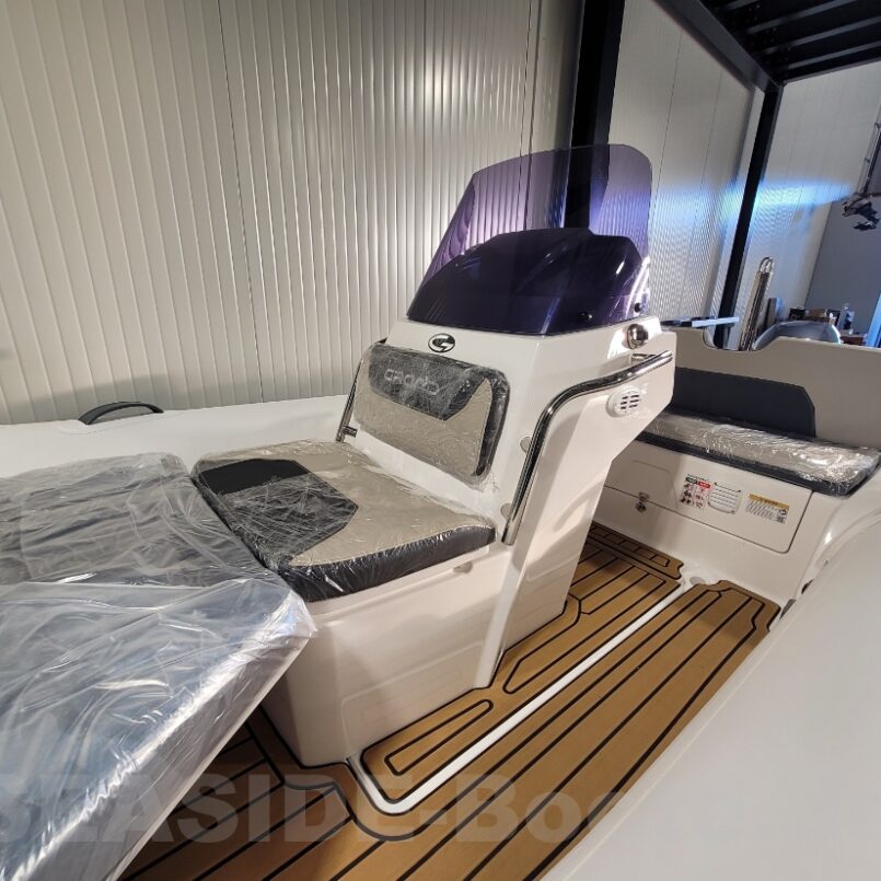 GRAND G420 LF, Golden Line mit Sonderausstattung und Yamaha 40PS GRAND G420 LF, Golden Line mit Sonderausstattung und Yamaha 40PS