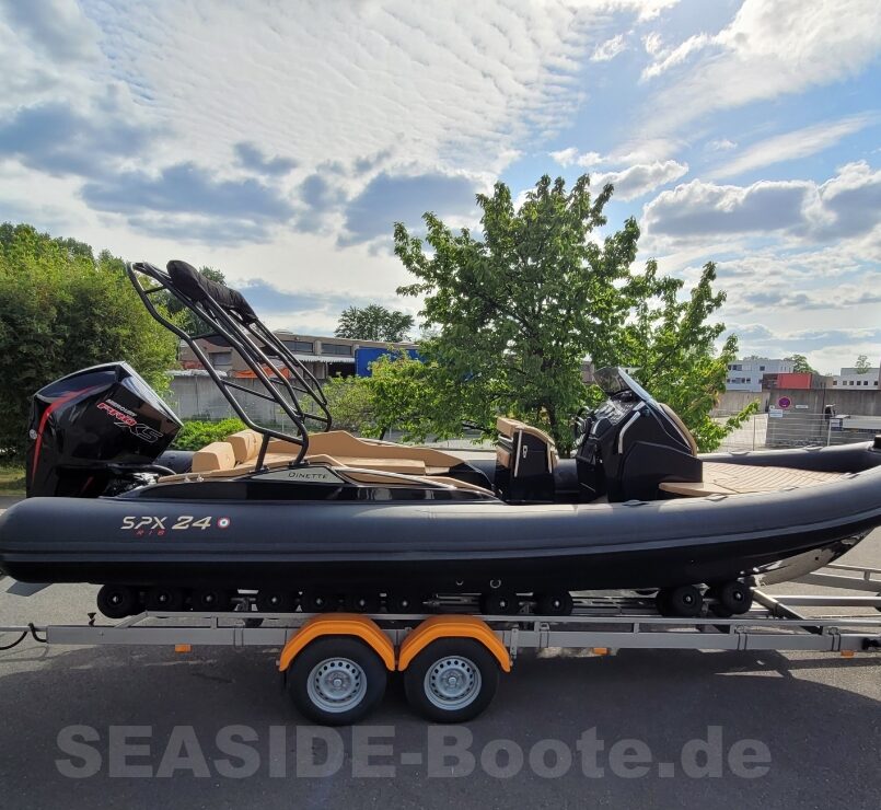 SPX RIB 24 Dinette mit Sonderausstattung und Mercury 300 PS SPX RIB 24 Dinette mit Sonderausstattung und Mercury 300 PS