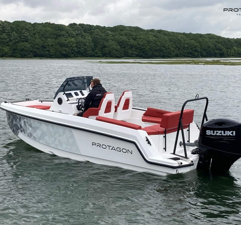 Motorboot Protagon 20 Motorboot Protagon 20