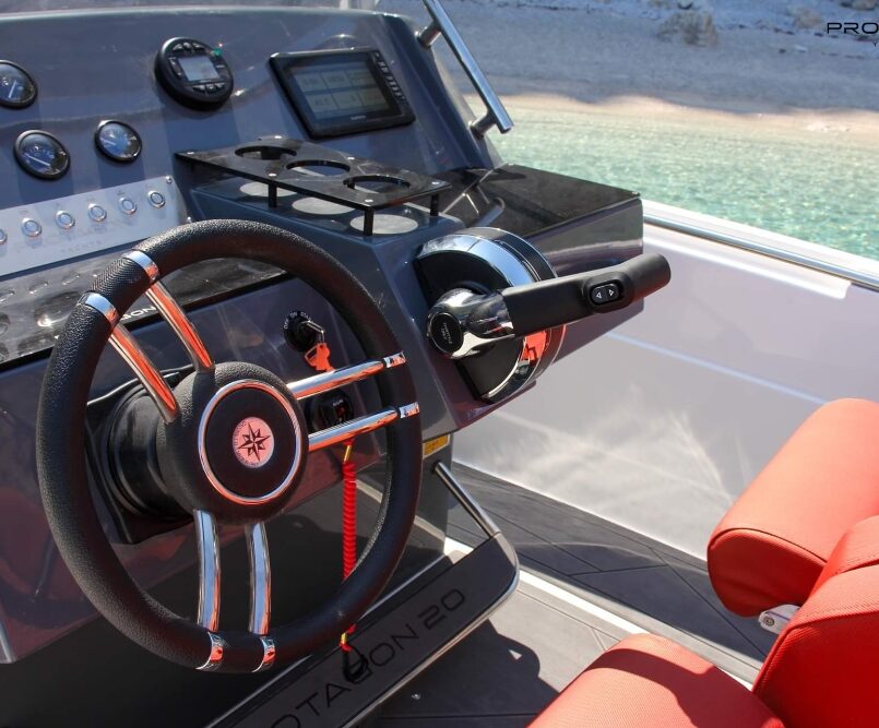 Motorboot Protagon 20 Motorboot Protagon 20