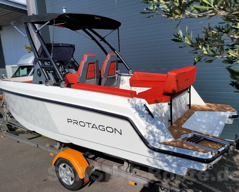 Protagon 20 mit Sonderausstattung und Yamaha 150PS Protagon 20 mit Sonderausstattung und Yamaha 150PS