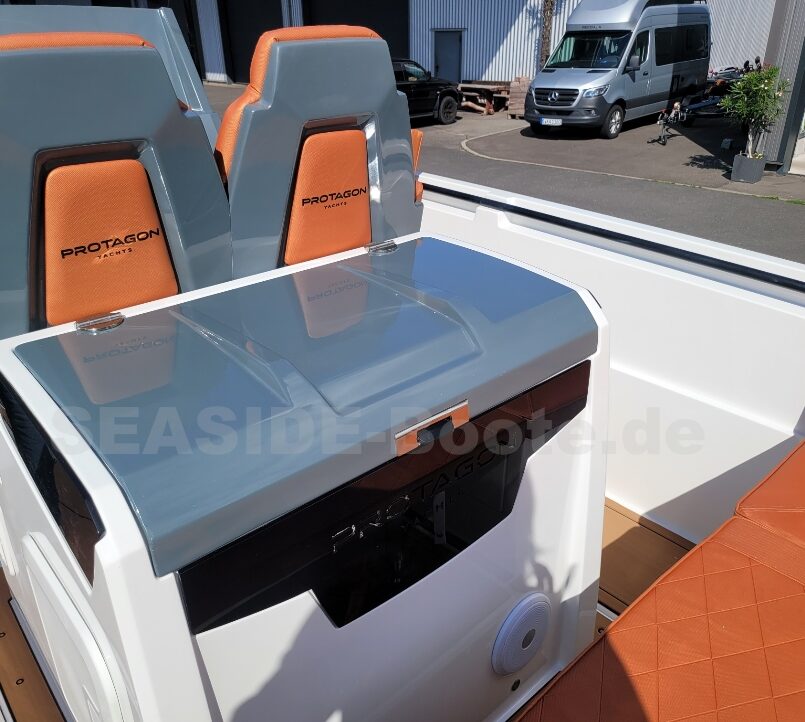 Protagon 25 Space – Open Version mit Sonderausstattung und Yamaha 300PS Protagon 25 Space – Open Version mit Sonderausstattung und Yamaha 300PS
