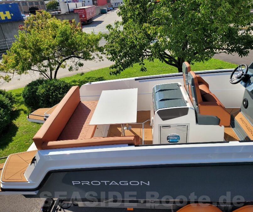 Protagon 25 Space – Open Version mit Sonderausstattung und Yamaha 300PS Protagon 25 Space – Open Version mit Sonderausstattung und Yamaha 300PS