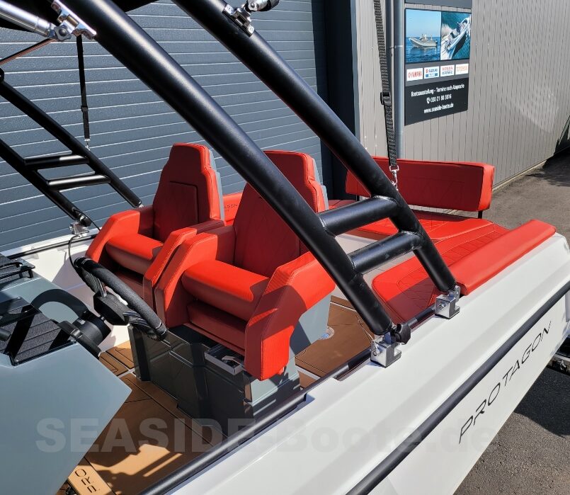 Protagon 20 mit Sonderausstattung und Yamaha 150PS Protagon 20 mit Sonderausstattung und Yamaha 150PS