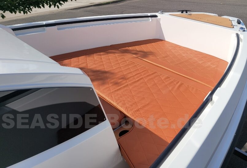 Protagon 25 Space – Open Version mit Sonderausstattung und Yamaha 300PS Protagon 25 Space – Open Version mit Sonderausstattung und Yamaha 300PS