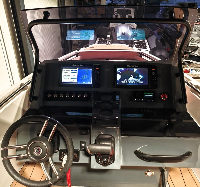 Protagon 20 mit Sonderausstattung und Yamaha 150PS Protagon 20 mit Sonderausstattung und Yamaha 150PS