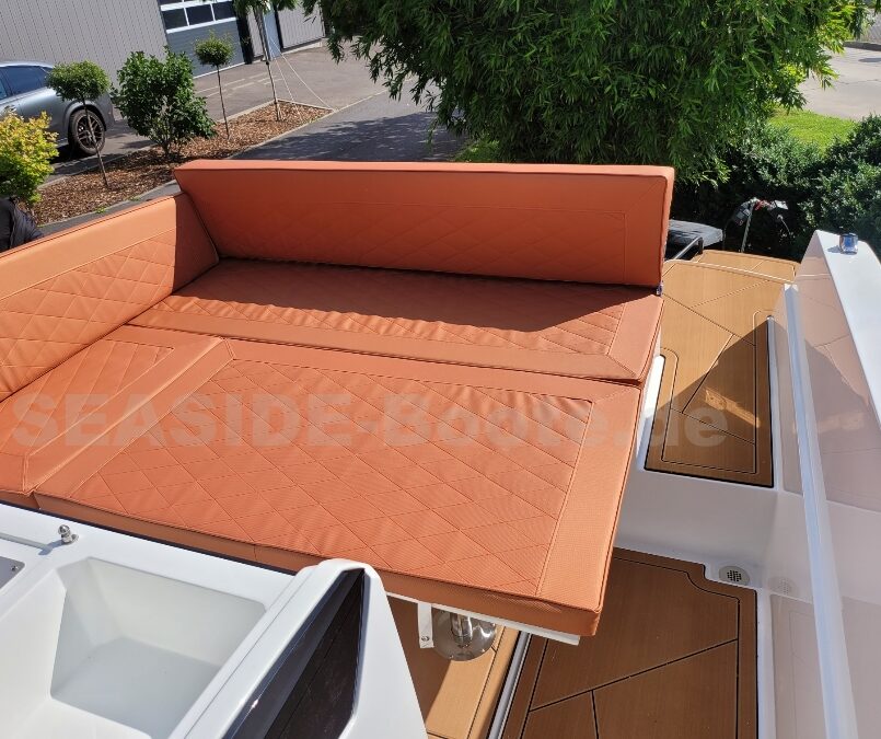 Motorboot Protagon 25 Space – Open Version Motorboot Protagon 25 Space – Open Version