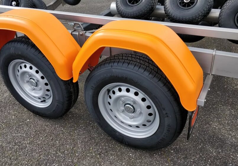 Trailer Vanclaes Excelleron GYRO 2750-13“-650, gebremst, 2 Achsen Trailer Vanclaes Excelleron GYRO 2750-13“-650, gebremst, 2 Achsen