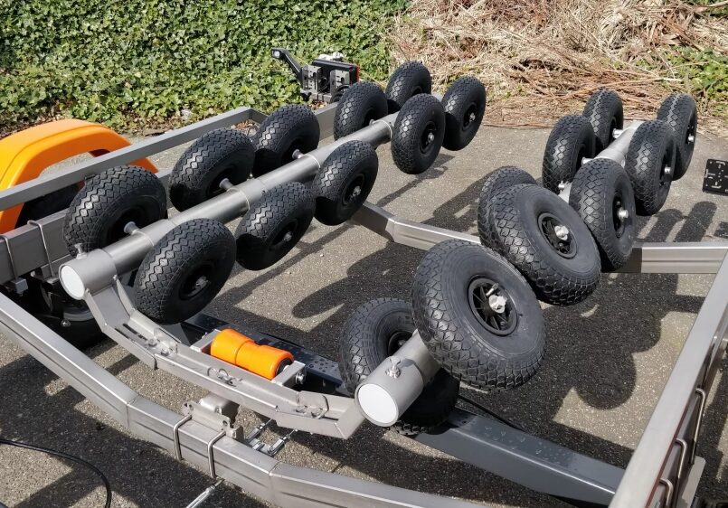 Trailer Vanclaes Excelleron GYRO 2750-13“-650, gebremst, 2 Achsen Trailer Vanclaes Excelleron GYRO 2750-13“-650, gebremst, 2 Achsen