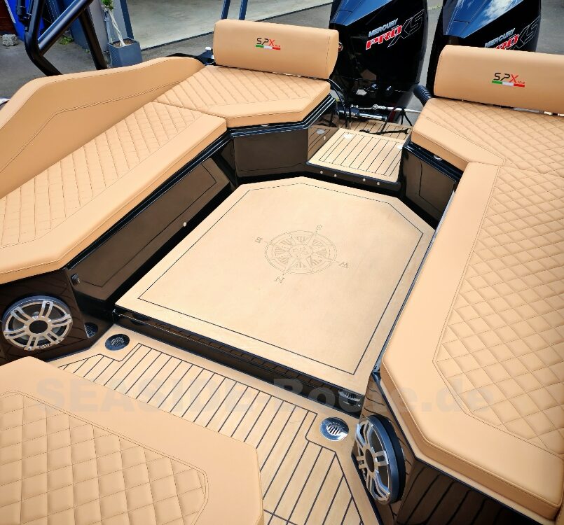 SPX RIB 32 Dinette mit Sonderausstattung und 2x Mercury 300 XS PRO SPX RIB 32 Dinette mit Sonderausstattung und 2x Mercury 300 XS PRO