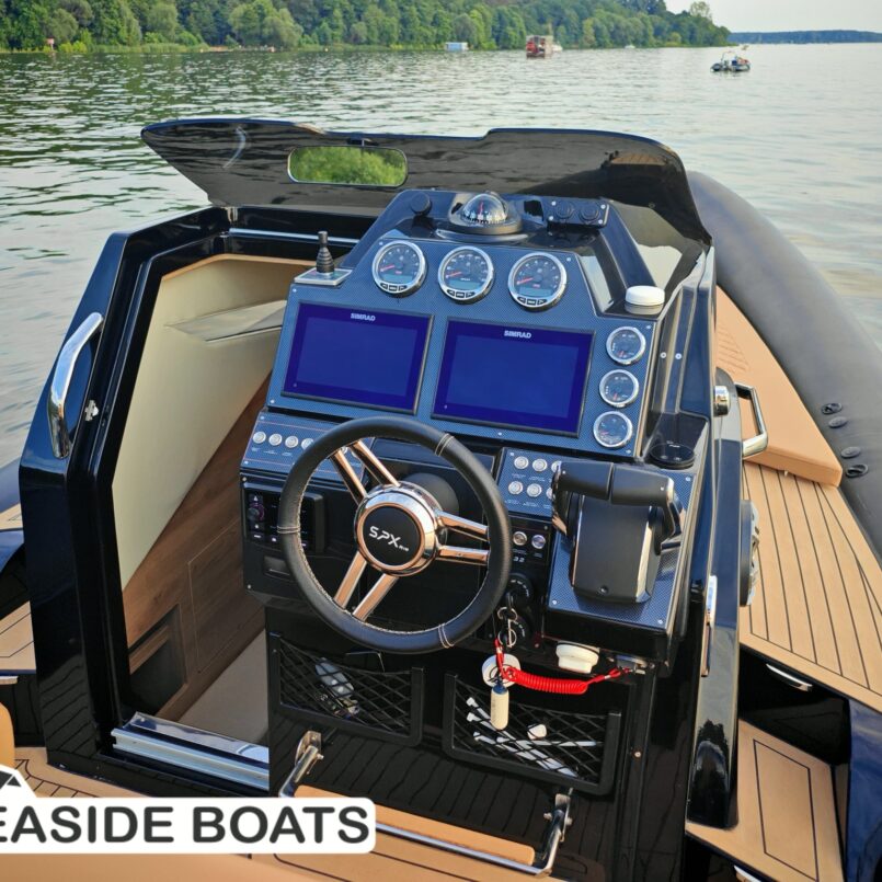 SPX RIB 32 Dinette mit Sonderausstattung und 2x Mercury 300 XS PRO SPX RIB 32 Dinette mit Sonderausstattung und 2x Mercury 300 XS PRO