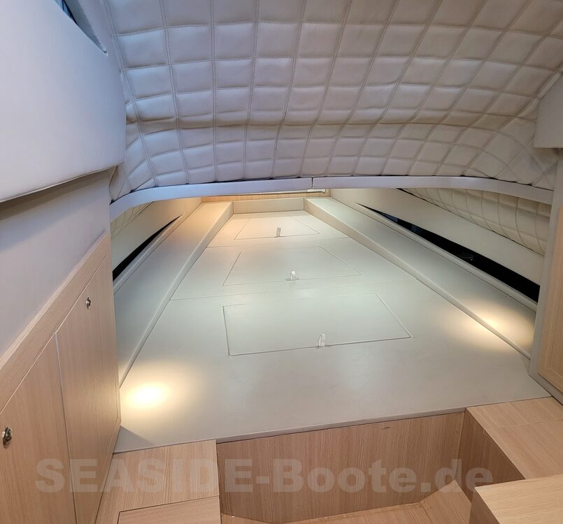 SPX RIB 32 Dinette mit Sonderausstattung und 2x Mercury 300 XS PRO SPX RIB 32 Dinette mit Sonderausstattung und 2x Mercury 300 XS PRO