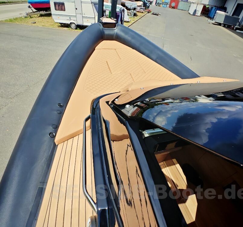 SPX RIB 32 Dinette mit Sonderausstattung und 2x Mercury 300 XS PRO SPX RIB 32 Dinette mit Sonderausstattung und 2x Mercury 300 XS PRO