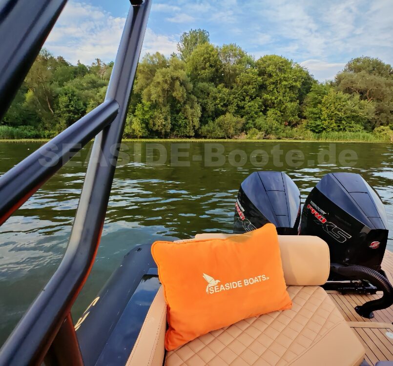 SPX RIB 32 Dinette mit Sonderausstattung und 2x Mercury 300 XS PRO SPX RIB 32 Dinette mit Sonderausstattung und 2x Mercury 300 XS PRO