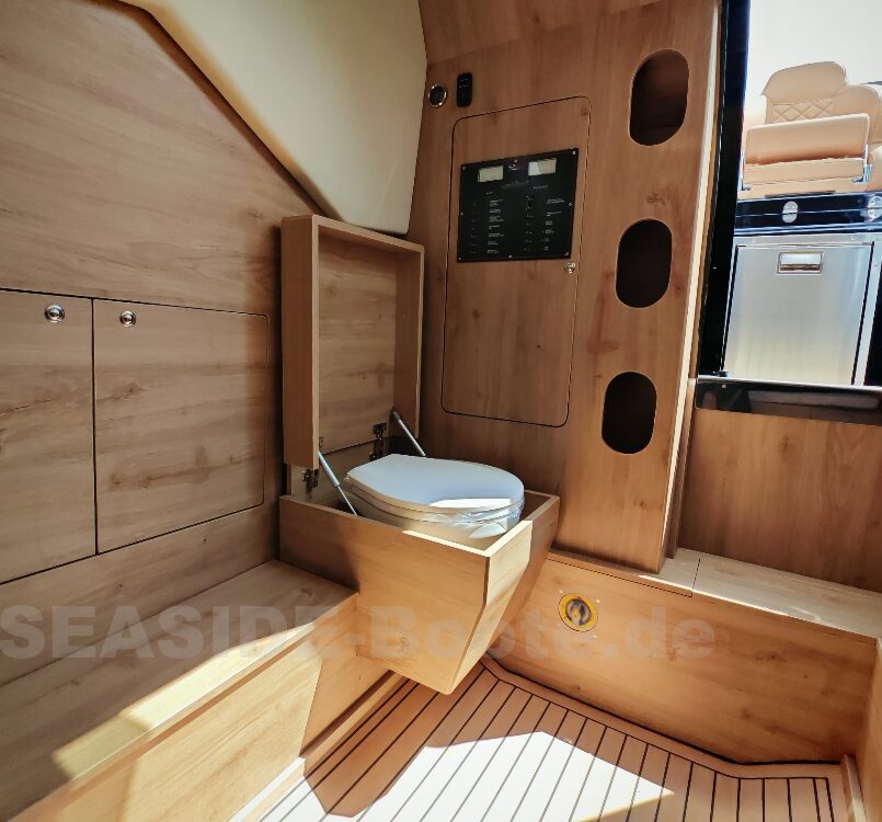 SPX RIB 32 Dinette mit Sonderausstattung und 2x Mercury 300 XS PRO SPX RIB 32 Dinette mit Sonderausstattung und 2x Mercury 300 XS PRO