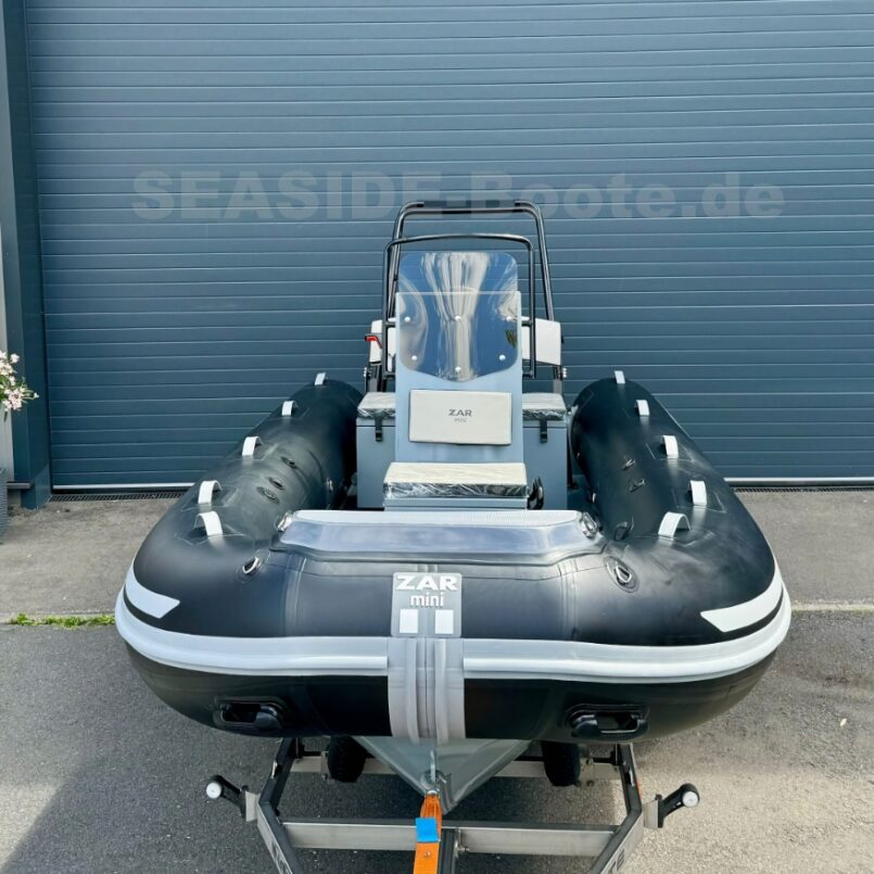 ZAR Mini RIB PRO 14DL Black Line, Länge 4.20m, Sonderausstattung + Yamaha 50PS ZAR Mini RIB PRO 14DL Black Line, Länge 4.20m, Sonderausstattung + Yamaha 50PS