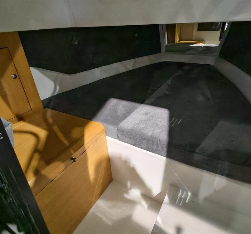 Motorboot Protagon 25 Sundeck – Kabinenversion Motorboot Protagon 25 Sundeck – Kabinenversion