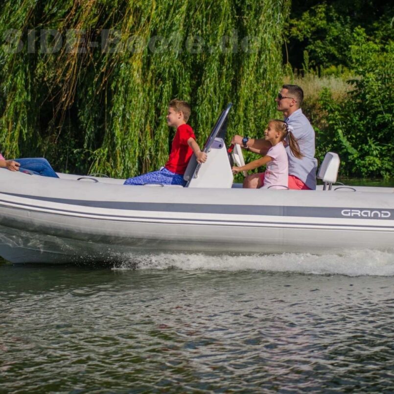 GRAND S470 NL Silver Line Deluxe GRAND S470 NL Silver Line Deluxe