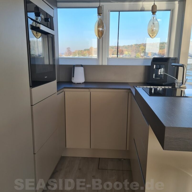 Gebrauchtboot: Hausboot SEALODGE, BJ 2017 Gebrauchtboot: Hausboot SEALODGE, BJ 2017