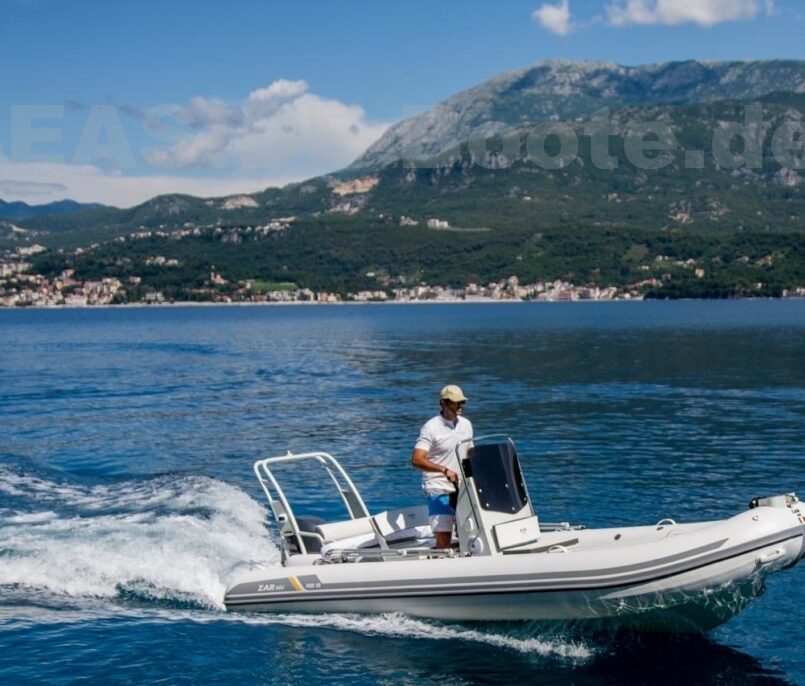 ZAR Mini RIB PRO 18HSC, CSM (Hypalon) mit Liegefläche, Länge 5,50m ZAR Mini RIB PRO 18HSC, CSM (Hypalon) mit Liegefläche, Länge 5,50m