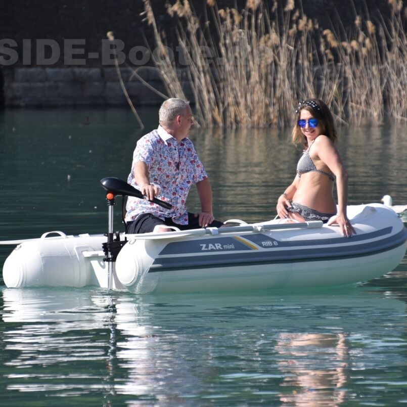 ZAR Mini RIB 8H Lite, CSM (Hypalon), Länge 2,40m ZAR Mini RIB 8H Lite, CSM (Hypalon), Länge 2,40m