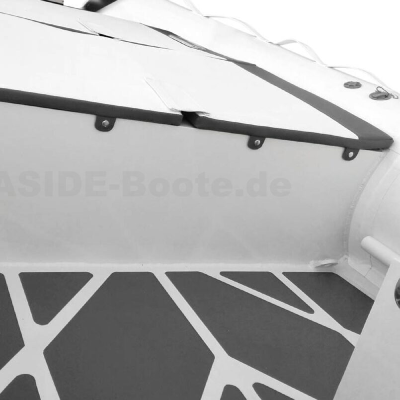 ZAR Mini RIB PRO 16 SC mit Sonnenliege + Yamaha 60 PS ZAR Mini RIB PRO 16 SC mit Sonnenliege + Yamaha 60 PS