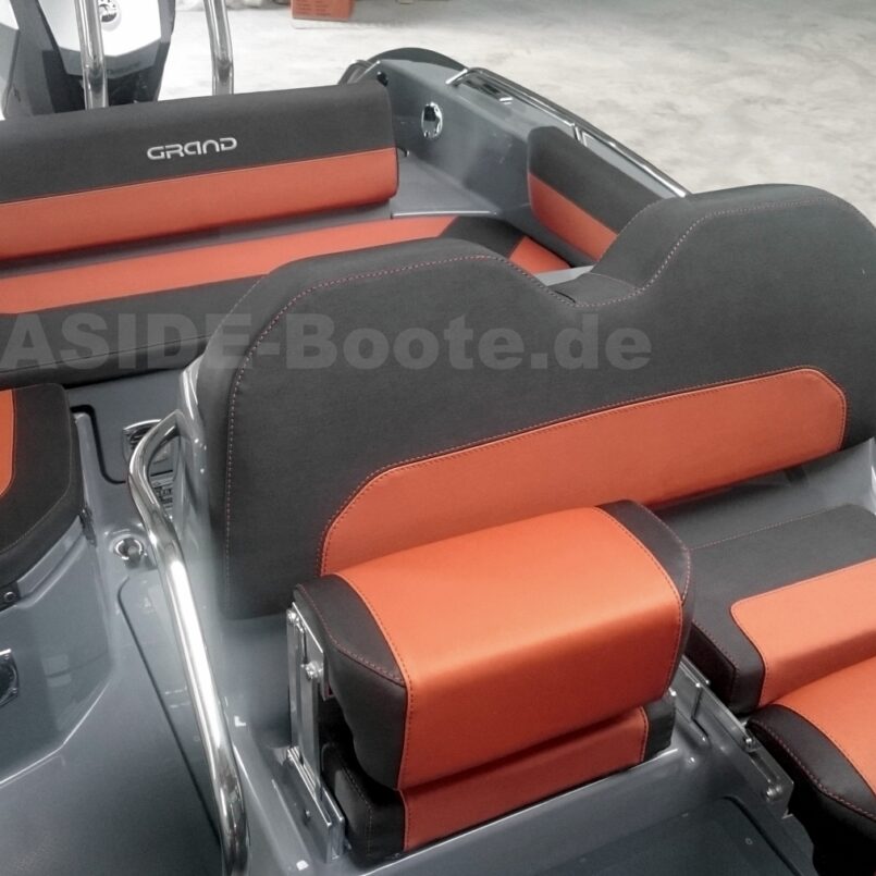 Gebrauchtboot: GRAND G750 HGL mit Sonderausstattung + Evinrude E250 H.O., BJ 2021 mit Kuhz Trailer Gebrauchtboot: GRAND G750 HGL mit Sonderausstattung + Evinrude E250 H.O., BJ 2021 mit Kuhz Trailer