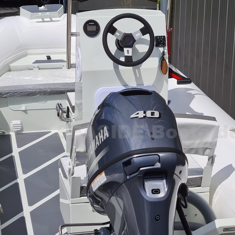 ZAR Mini RIB PRO 14DL, Länge 4.20m mit Sonderausstattung + Yamaha 40 PS ZAR Mini RIB PRO 14DL, Länge 4.20m mit Sonderausstattung + Yamaha 40 PS